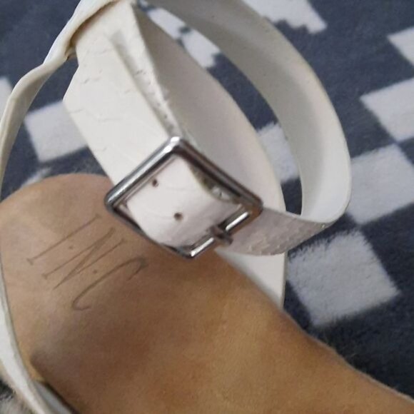 INC International Concepts White Valettap Ankle Strap Espadrille Sandals Size 9 - Picture 12 of 14